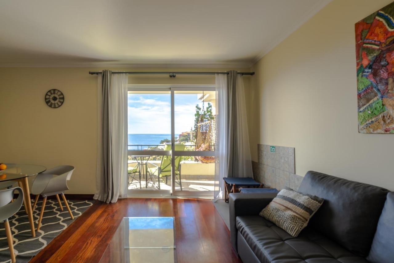 Ocean Breeze Apartment Caniço Екстериор снимка