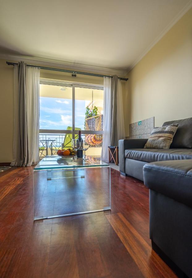 Ocean Breeze Apartment Caniço Екстериор снимка