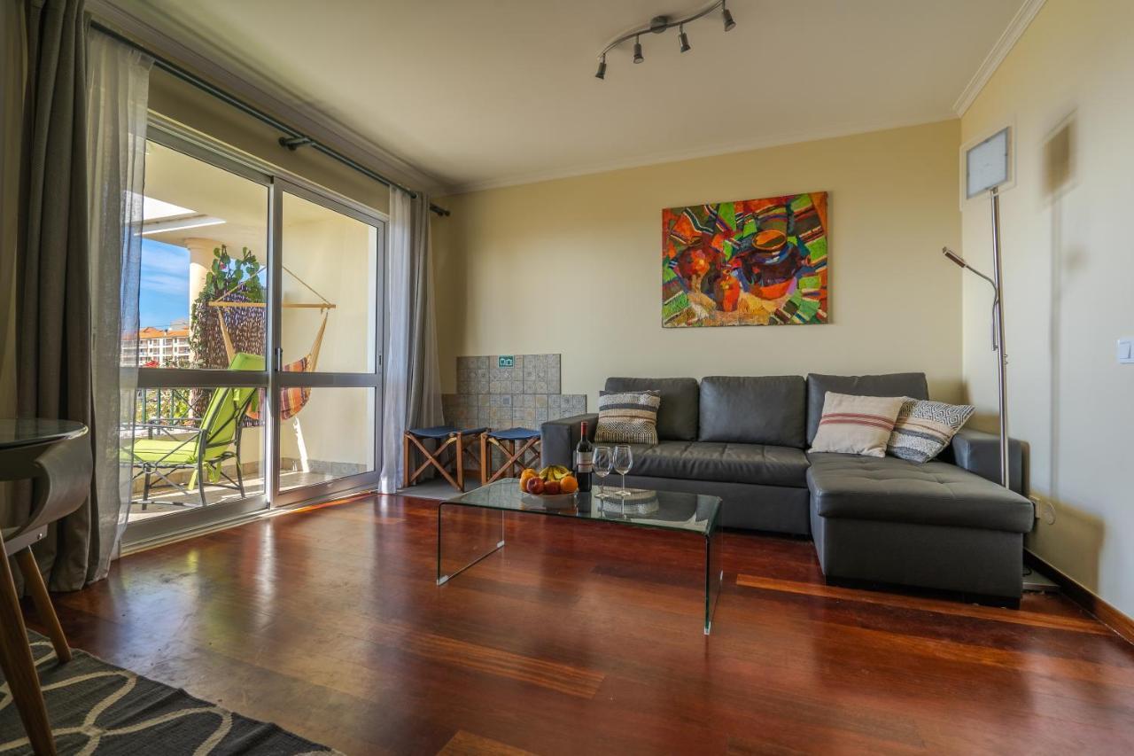 Ocean Breeze Apartment Caniço Екстериор снимка